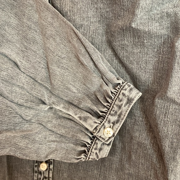 NWT GAP Distressed denim ruffle neck shirt - Picture 6 of 7